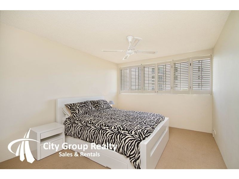 32 Riverview Pde, Surfers Paradise QLD 4217