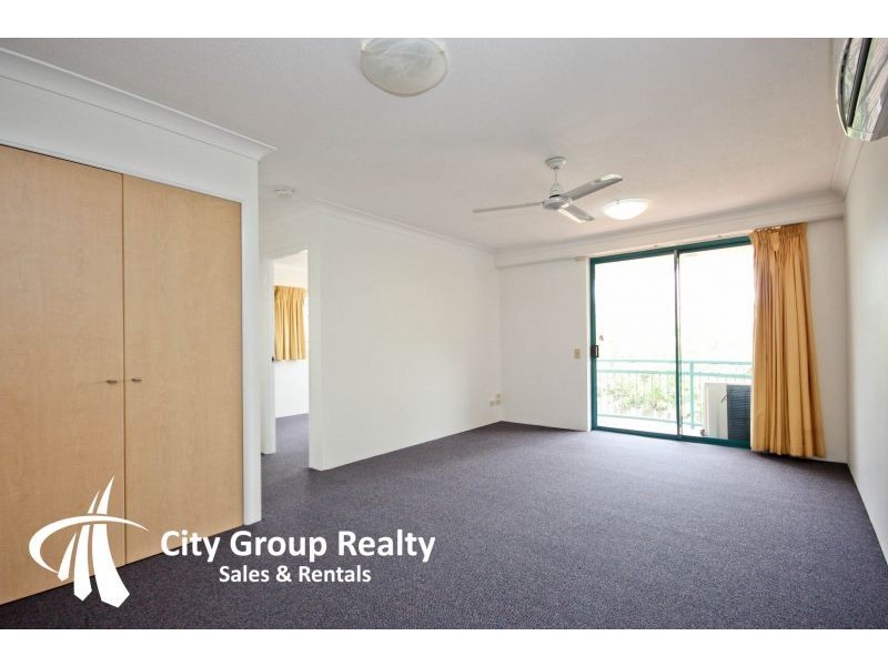 20 Anne Street, Broadbeach QLD 4218