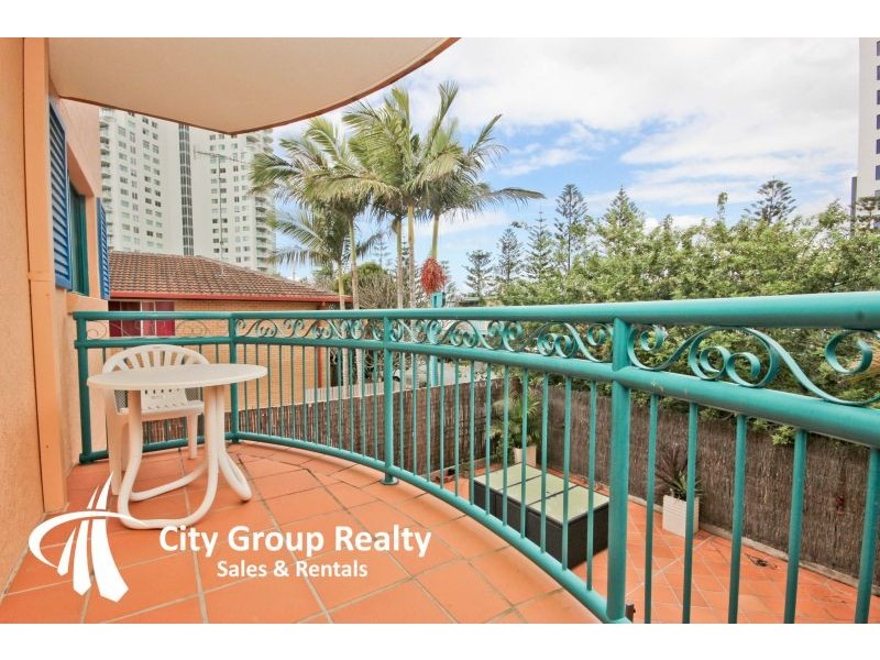 20 Anne Street, Broadbeach QLD 4218