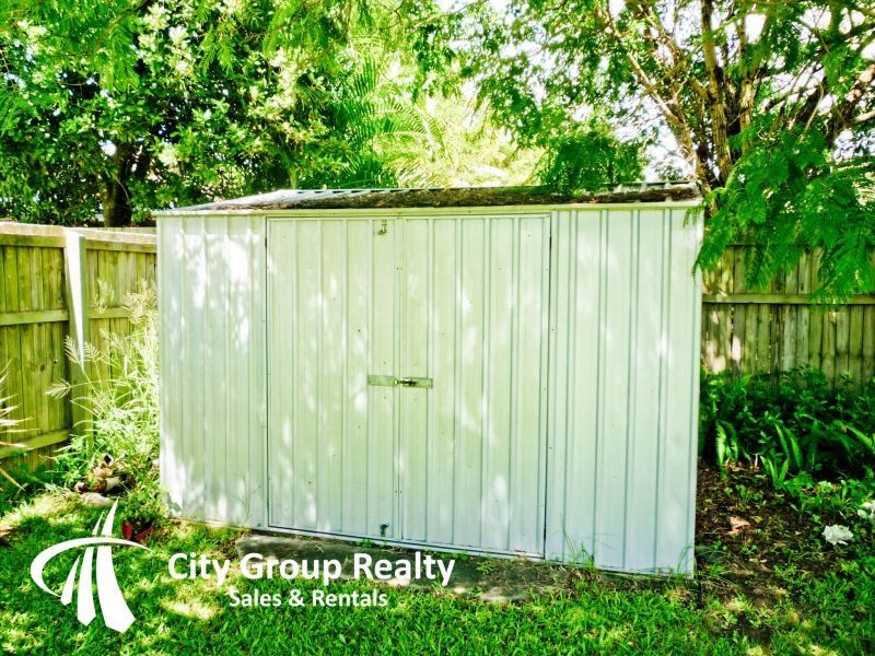 75 Cypress Drive, Broadbeach Waters QLD 4218