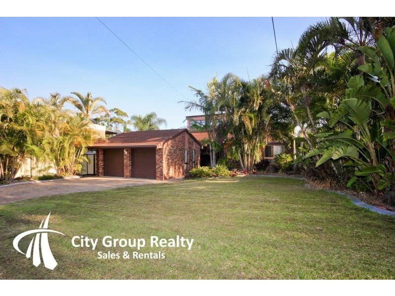 8 Wistaria Avenue, Southport QLD 4215