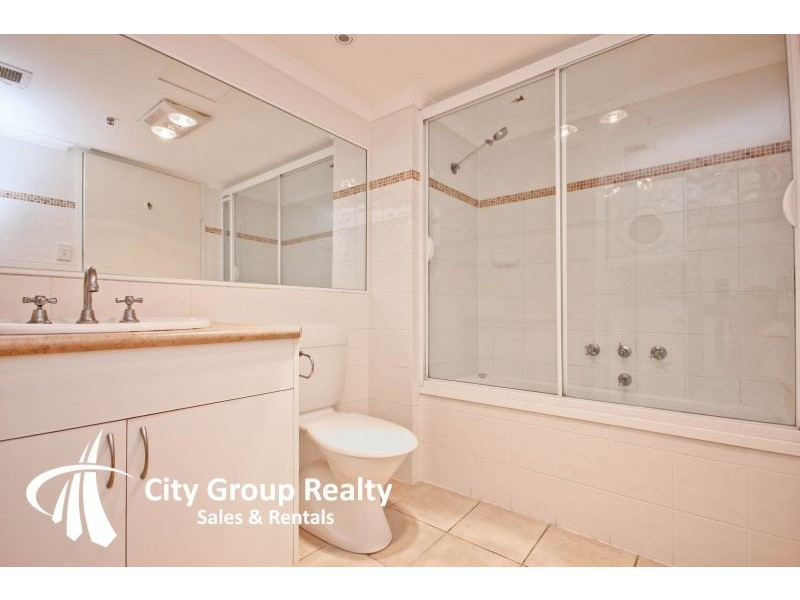 504 28 Northcliffe Terrace, Surfers Paradise QLD 4217