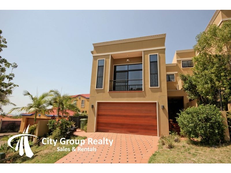 Highland Park QLD 4211