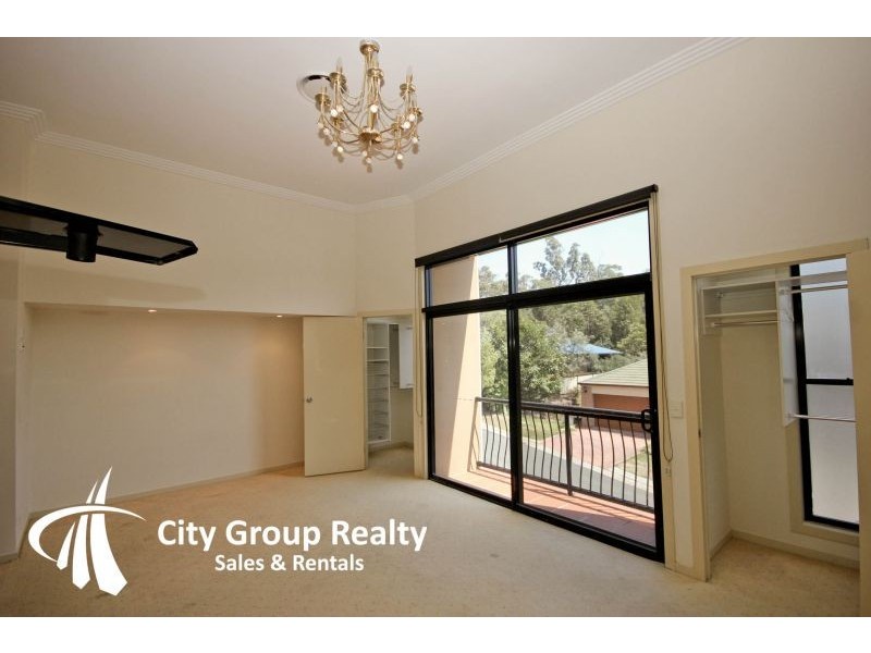 Highland Park QLD 4211