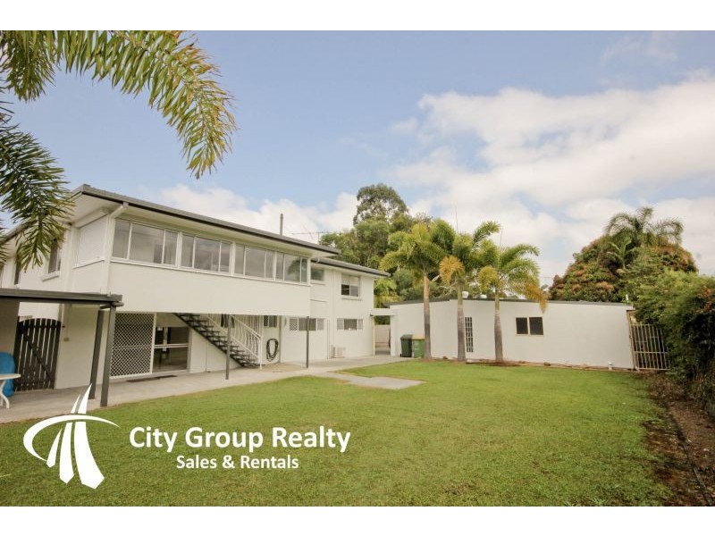 71. Shaw St, Southport QLD 4215