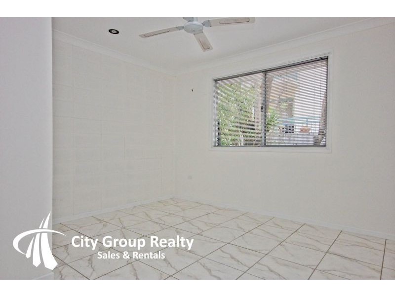 Chevron Island QLD 4217