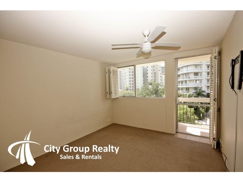 32. Riverview Pde, Surfers Paradise QLD 4217