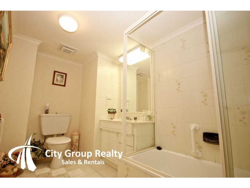 114 The Esplanade, Burleigh Heads QLD 4220