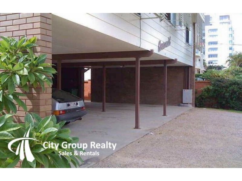 21 Jubilee Ave, Broadbeach QLD 4218