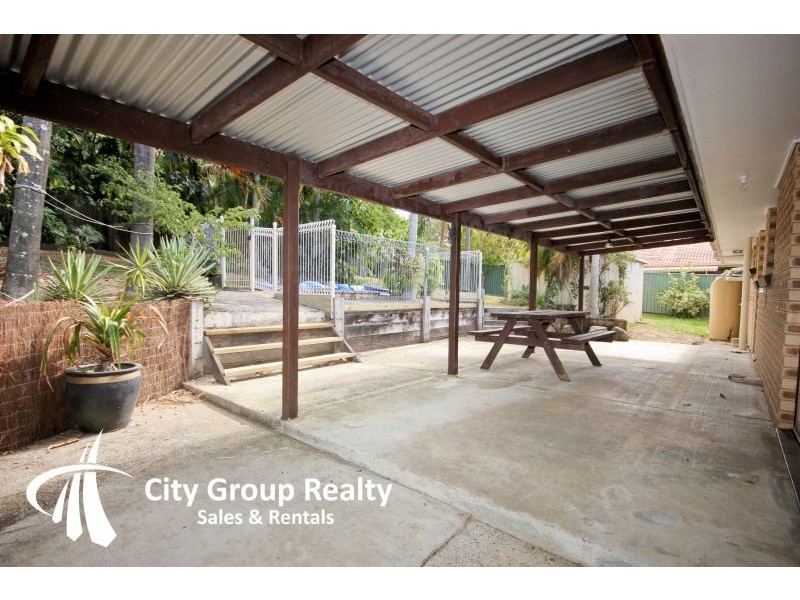 18 Mirreen Drive, Tugun QLD 4224