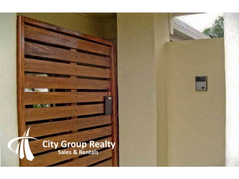 13 Kallaroo Cres, Ashmore QLD 4214