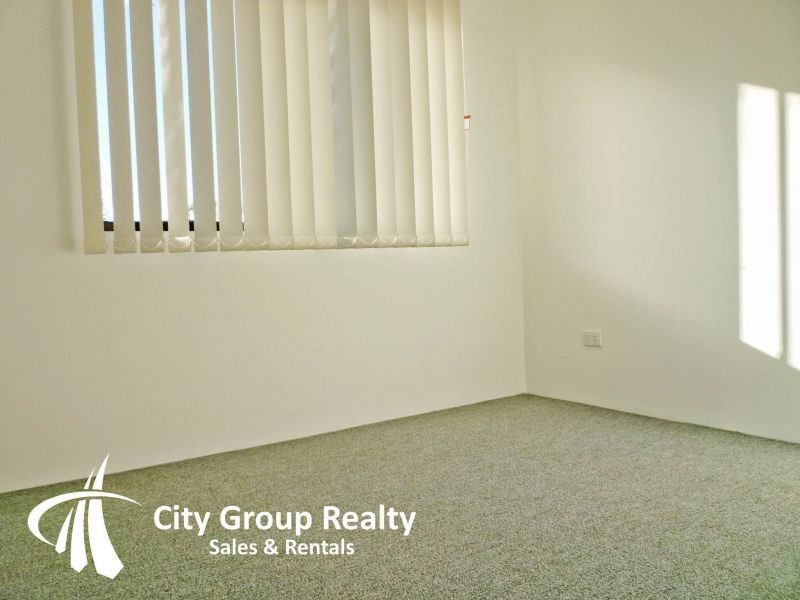 33 Duet Drive, Mermaid Waters QLD 4218