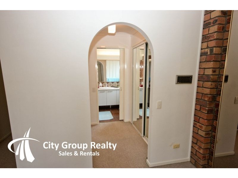 Broadbeach Waters QLD 4218