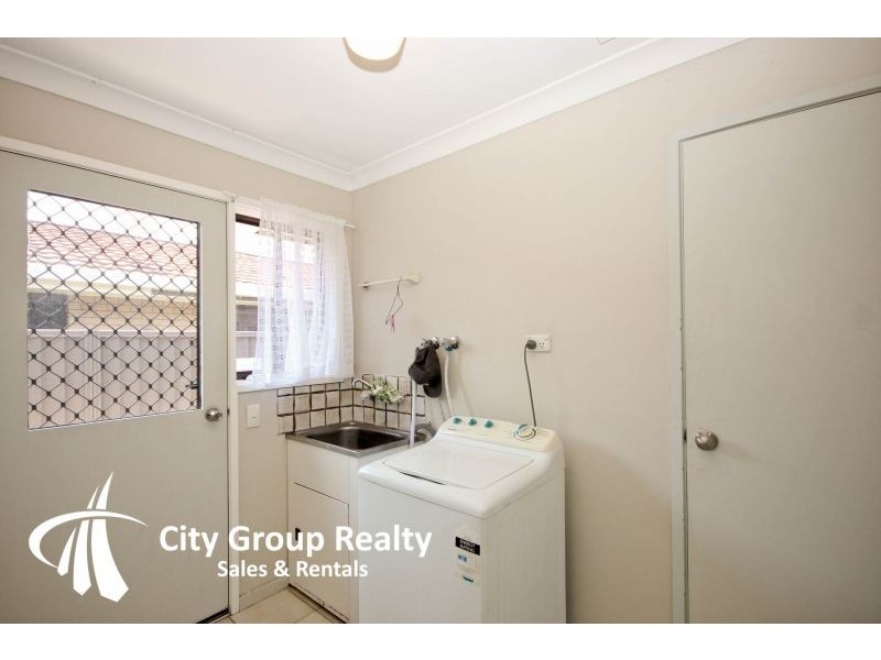 Broadbeach Waters QLD 4218