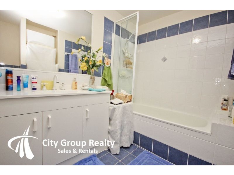 30-36 Burra Street, Chevron Island QLD 4217