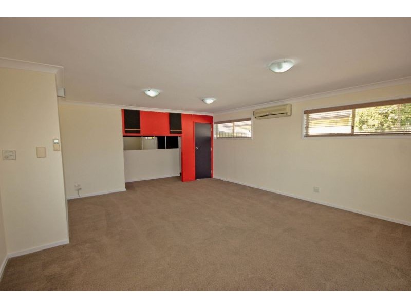 53 Intrepid Drive, Mermaid Waters QLD 4218