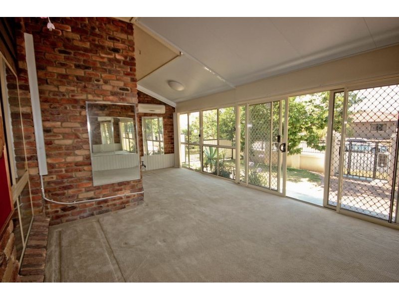53 Intrepid Drive, Mermaid Waters QLD 4218