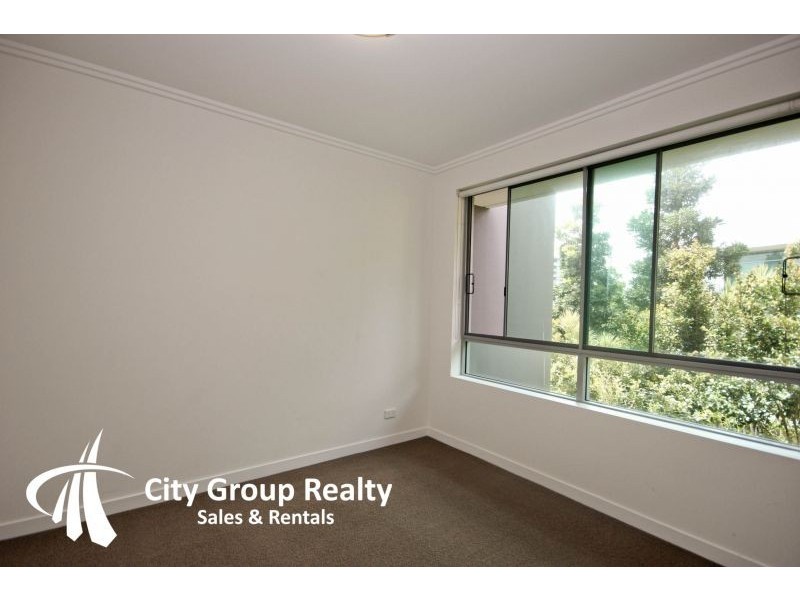 2 Miami Key, Broadbeach QLD 4218