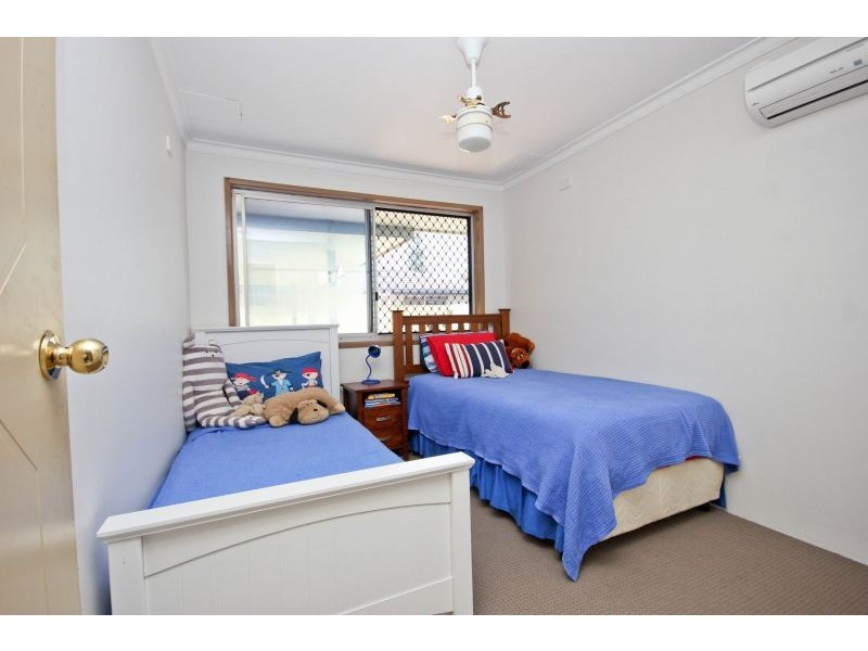 6 Rudder Court, Mermaid Waters QLD 4218