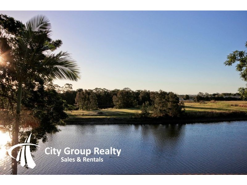 Clear Island Waters QLD 4226