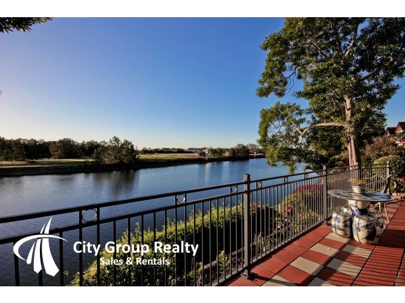 Clear Island Waters QLD 4226