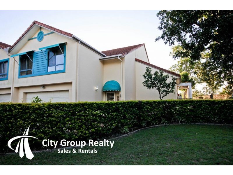 Clear Island Waters QLD 4226