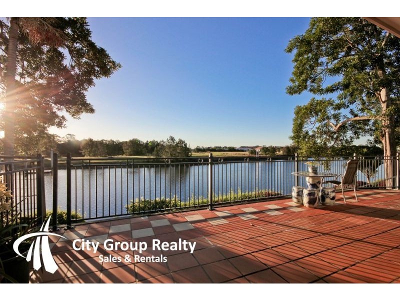 Clear Island Waters QLD 4226