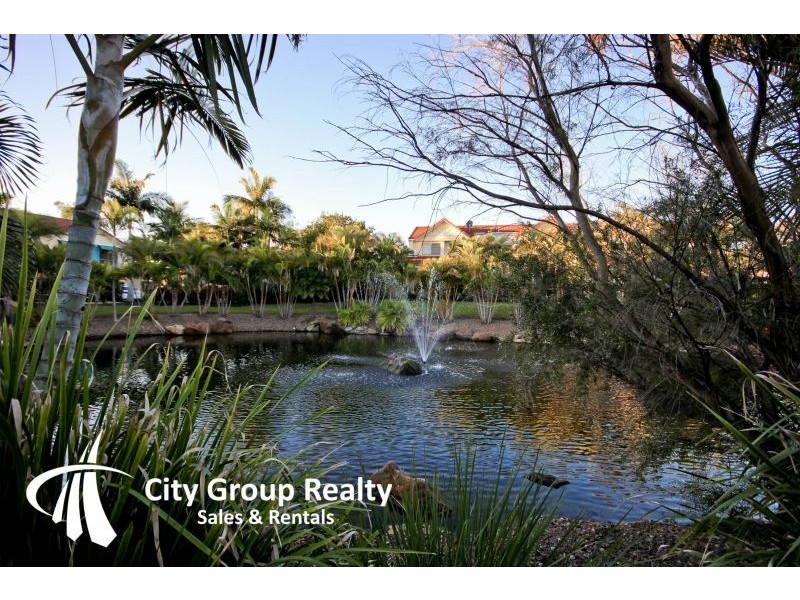 Clear Island Waters QLD 4226