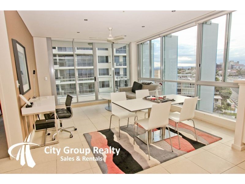 1 Como Crescent, Southport QLD 4215