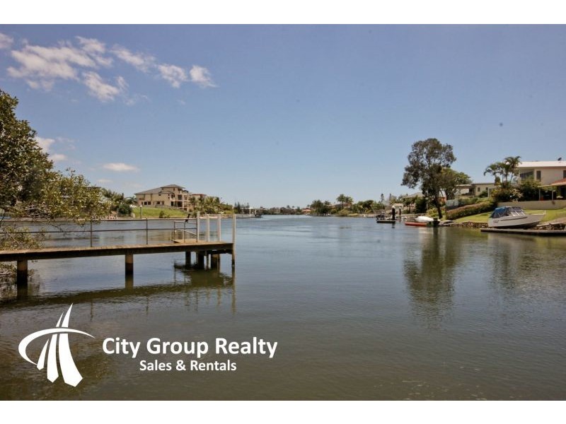 Broadbeach Waters QLD 4218