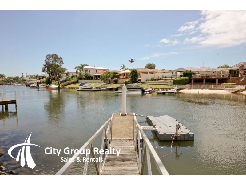 Broadbeach Waters QLD 4218