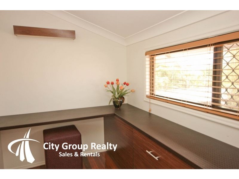 Broadbeach Waters QLD 4218