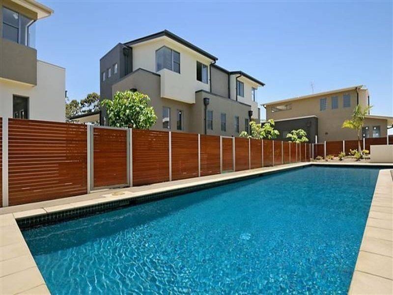 17 Great Southern Drive, Robina QLD 4226