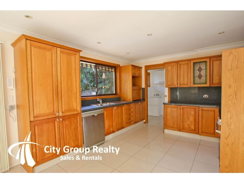 381 Benowa Road, Benowa QLD 4217