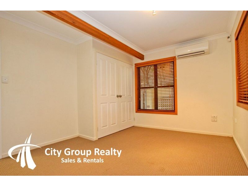 381 Benowa Road, Benowa QLD 4217