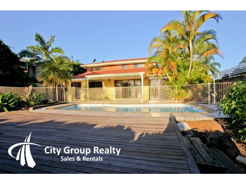 381 Benowa Road, Benowa QLD 4217