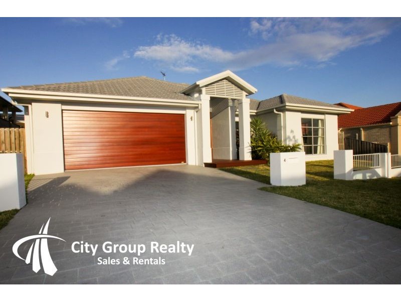 4 Saleya Drive, Varsity Lakes QLD 4227