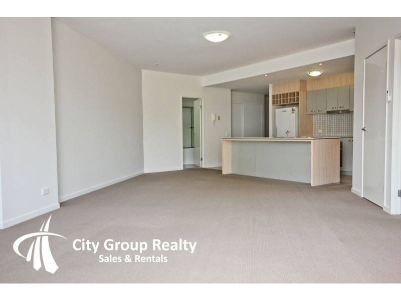 18 Fern Street, Surfers Paradise QLD 4217