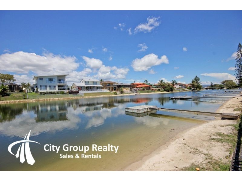 6 Rudder Court, Mermaid Waters QLD 4218