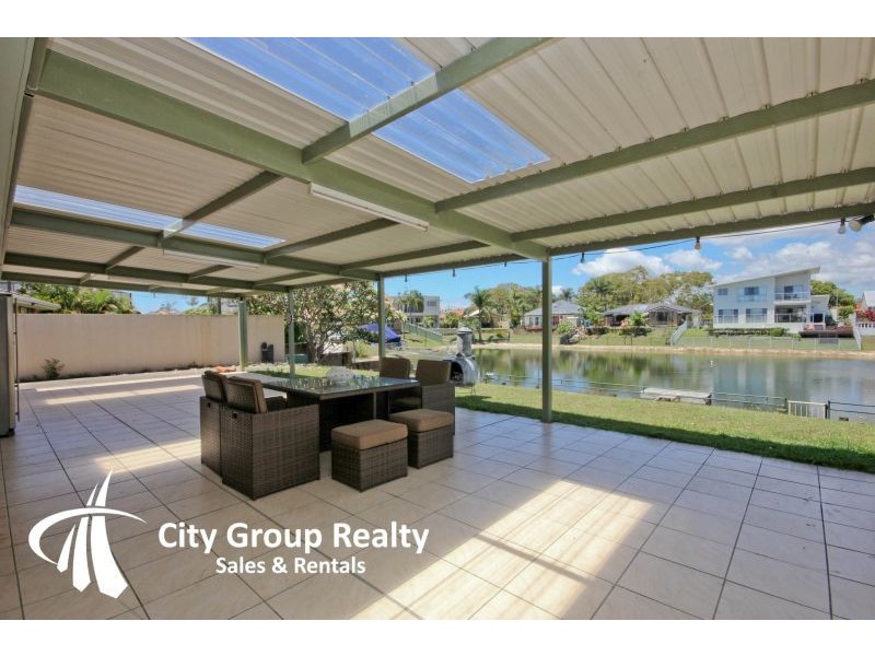 6 Rudder Court, Mermaid Waters QLD 4218