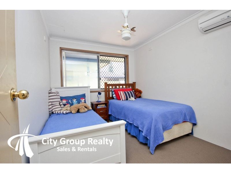 6 Rudder Court, Mermaid Waters QLD 4218