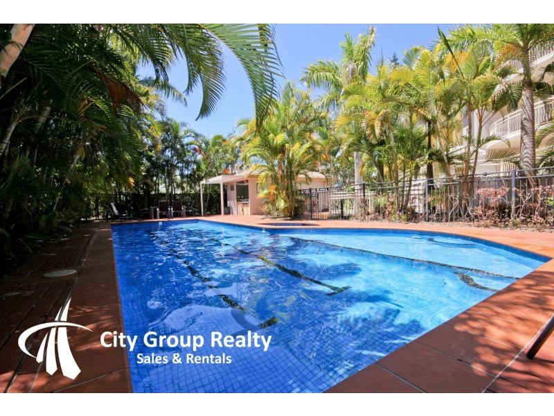 142 Stanhill Drive, Chevron Island QLD 4217