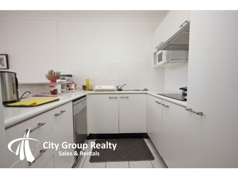 301 “Hibiscus” 3555 Main Beach Parade, Main Beach QLD 4217