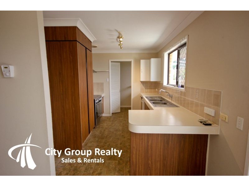 2/6 Tirau Place, Broadbeach Waters QLD 4218