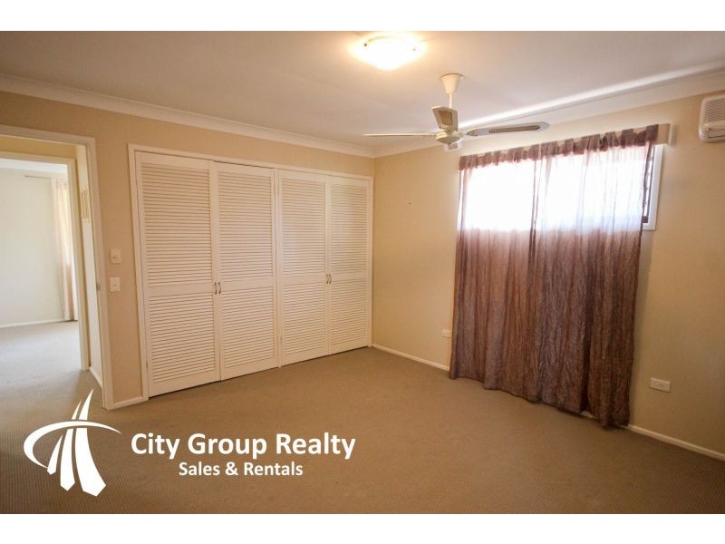 2/6 Tirau Place, Broadbeach Waters QLD 4218