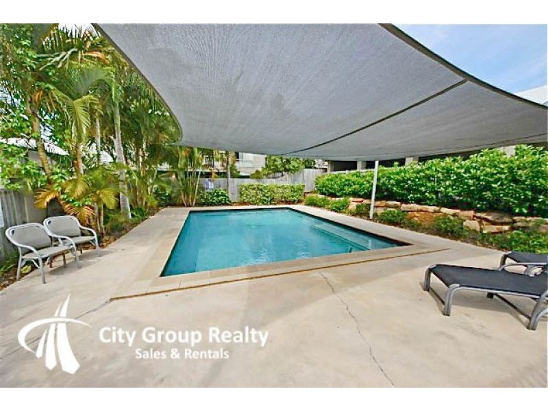 27 Eugenia Circuit, Robina QLD 4226