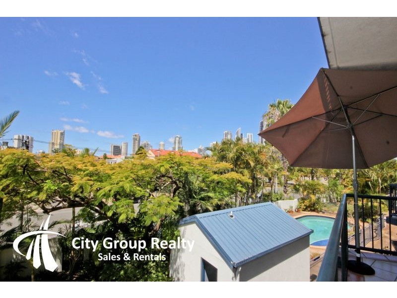 36 Burra Street, Chevron Island QLD 4217