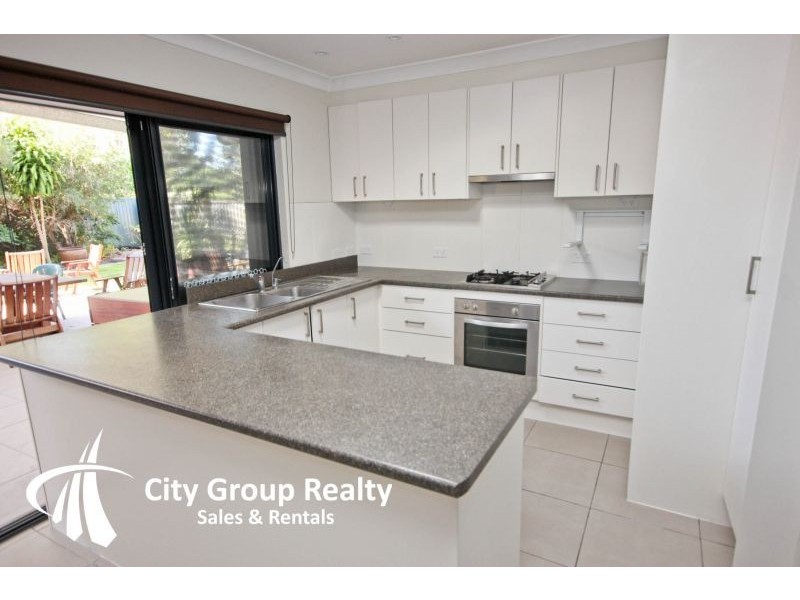 31 Sandpiper Drive, Burleigh Waters QLD 4220