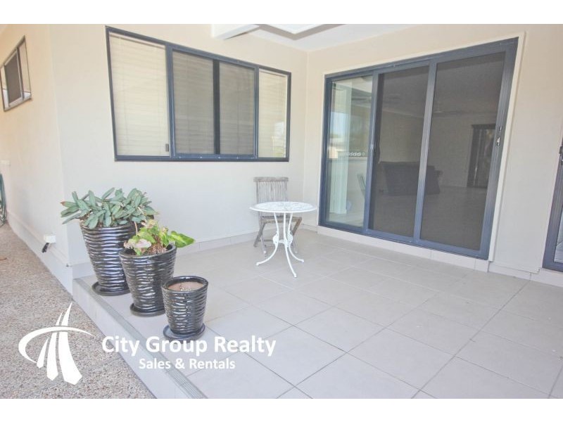 31 Sandpiper Drive, Burleigh Waters QLD 4220