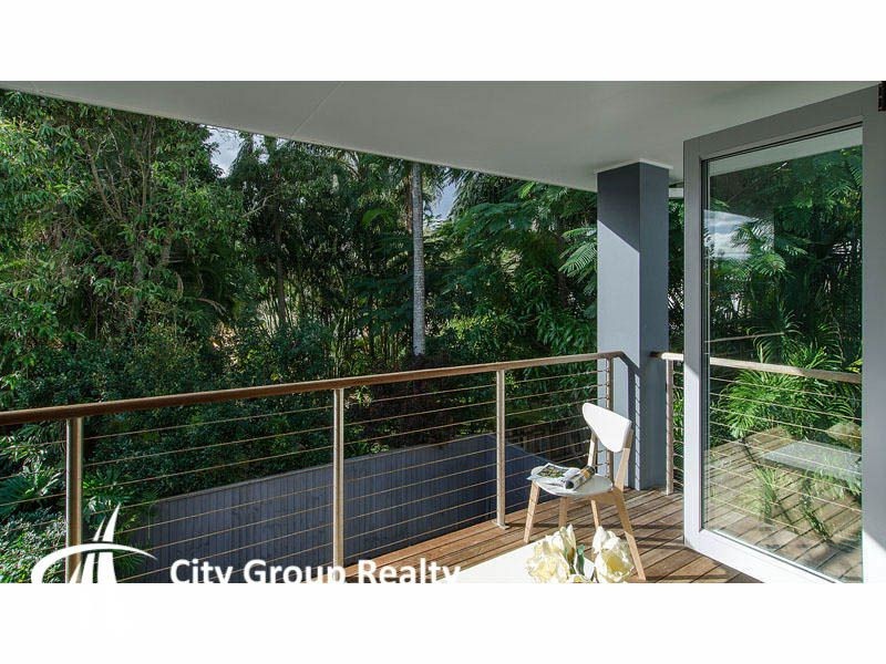 2/27 Norfolk Avenue, Surfers Paradise QLD 4217